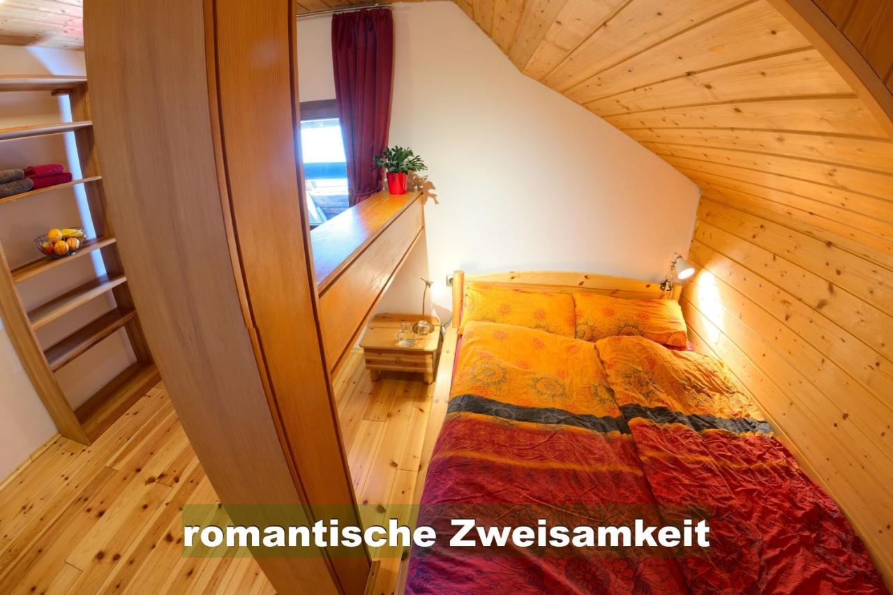 Wohlfuehl-Ferienwohnung 80 Qm, 8 Personen, Aussicht & Heimkino Тодтнау Экстерьер фото